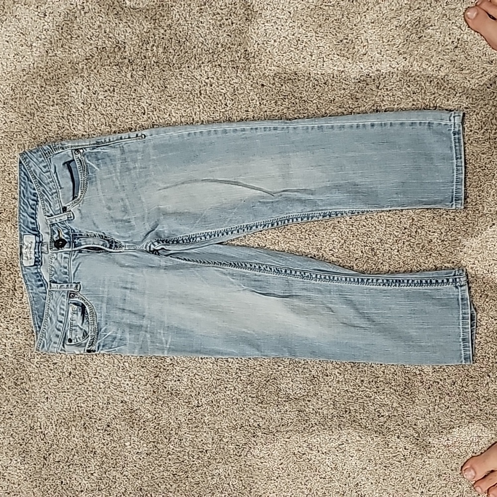 Aeropostle Capris. Like New!
